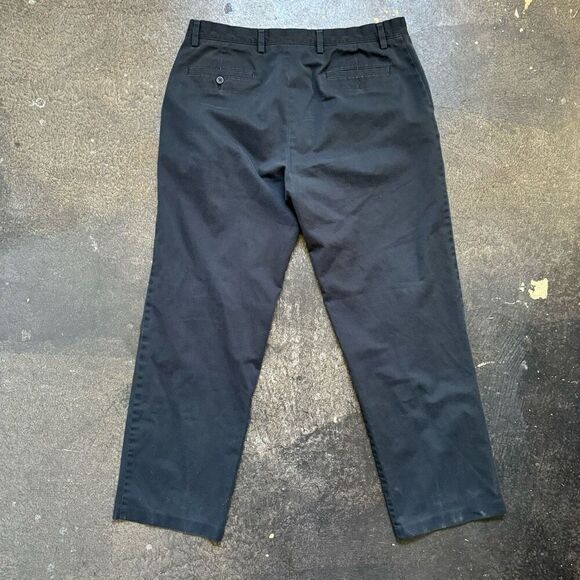 Dockers Men’s D3 Easy Khaki Size 36x30.5 Cotton Blend Flat Front Preppy Style - Picture 3 of 10